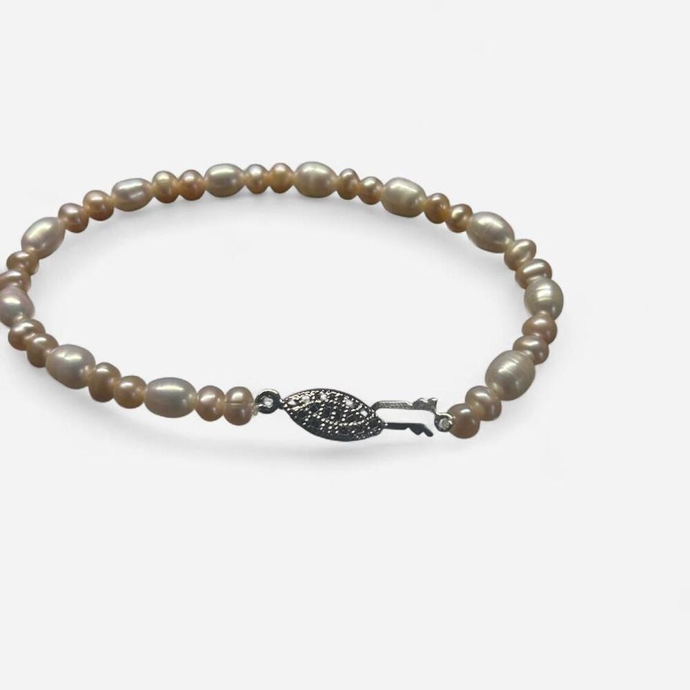 Peach and White Pearl Bracelet